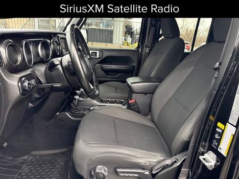 Used 2020 Jeep Wrangler Unlimited Sport image 11