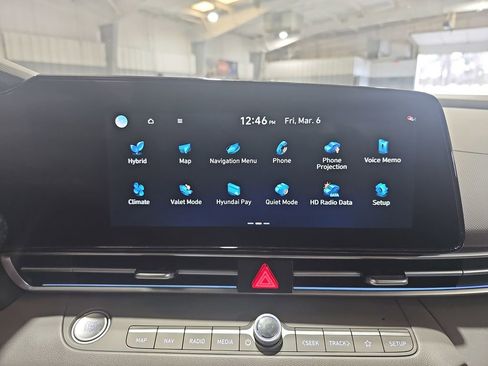 New 2026 Hyundai Elantra Sport FWD image 22