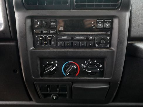 Used 2002 Jeep Wrangler Sport AWD/4WD image 16