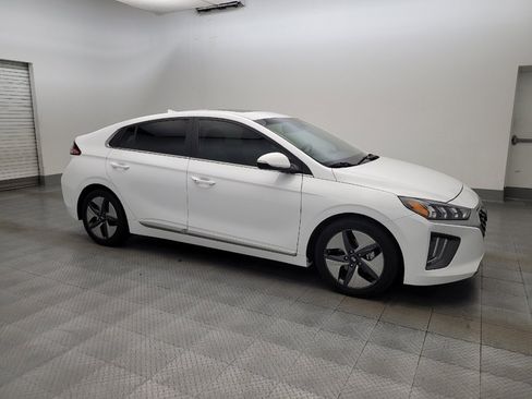 Used 2021 Hyundai Ioniq SEL FWD image 11