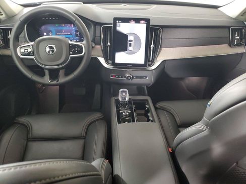 Used 2026 Volvo XC90 B6 Ultra AWD/4WD image 15