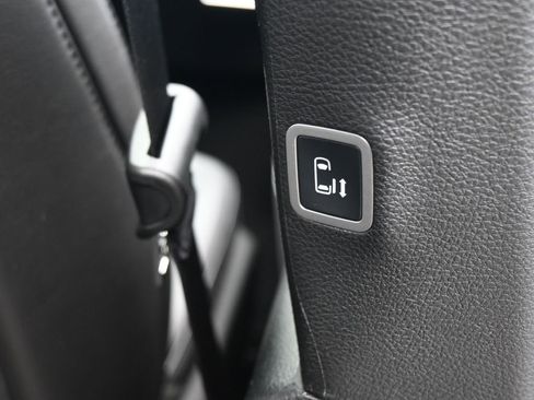 New 2026 Chrysler Pacifica Select image 35