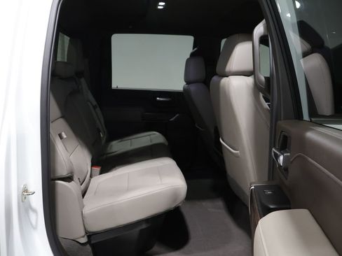 Used 2022 GMC Sierra 2500 SLT w/ SLT Premium Package AWD/4WD image 21