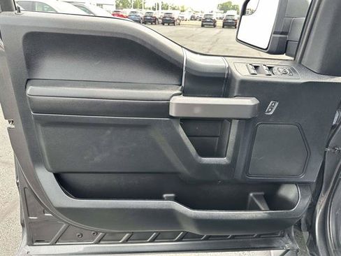Used 2020 Ford F150 XLT w/ Equipment Group 302A Luxury AWD/4WD image 9