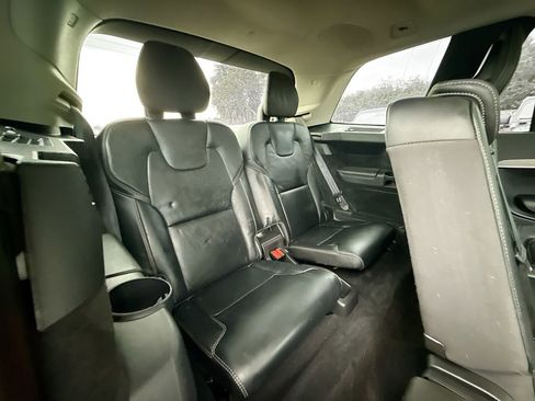 Used 2022 Volvo XC90 T8 Inscription image 30