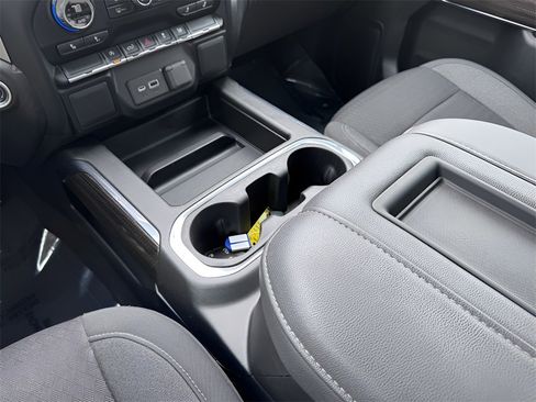 Used 2022 Chevrolet Silverado 1500 RST image 34