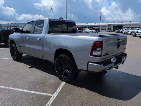 Used 2022 RAM 1500 Big Horn AWD/4WD image 6