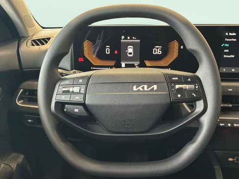 New 2026 Kia K4 FWD image 27