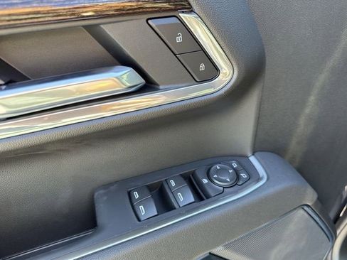 New 2026 GMC Sierra 1500 Elevation image 23
