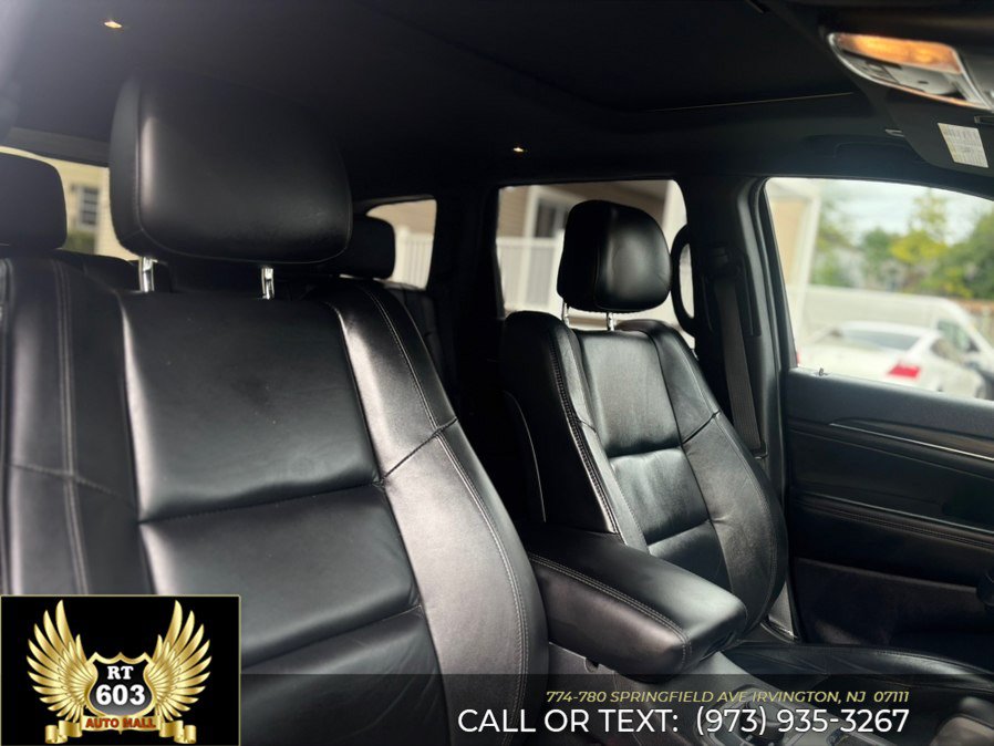 Used 2019 Jeep Grand Cherokee Limited w/ Trailer Tow Group IV AWD/4WD image 16