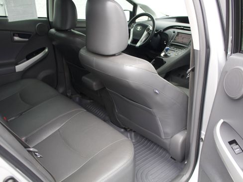 Used 2011 Toyota Prius Four w/ Solar Roof Pkg FWD image 29