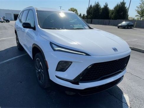 New 2026 Buick Enclave Sport Touring w/ Power Package image 4