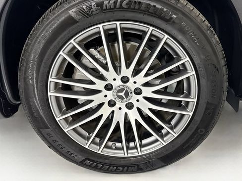 Certified 2026 Mercedes-Benz GLC 300 image 32