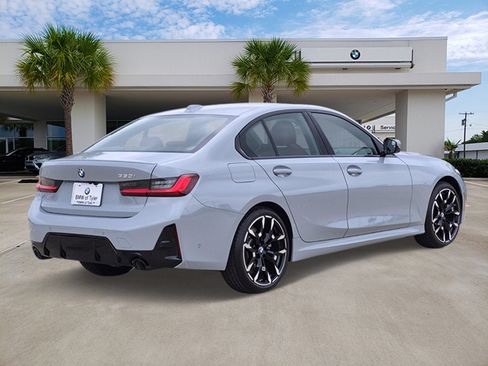 New 2026 BMW 330i Sedan w/ M Sport Package RWD image 4