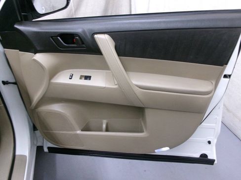 Used 2008 Toyota Highlander 4WD image 30