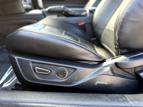 Used 2016 Ford Mustang Premium RWD image 21