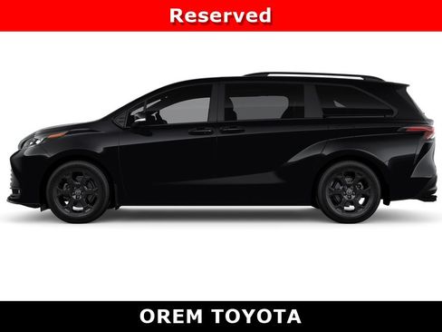 New 2026 Toyota Sienna XLE Woodland Edition AWD/4WD image 4