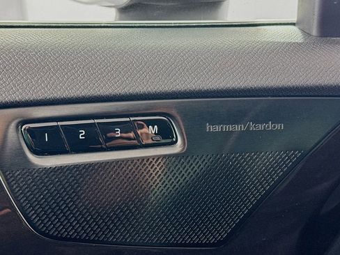 Used 2019 Volvo XC90 T6 Momentum image 19