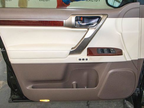 Used 2018 Lexus GX 460 Premium image 11