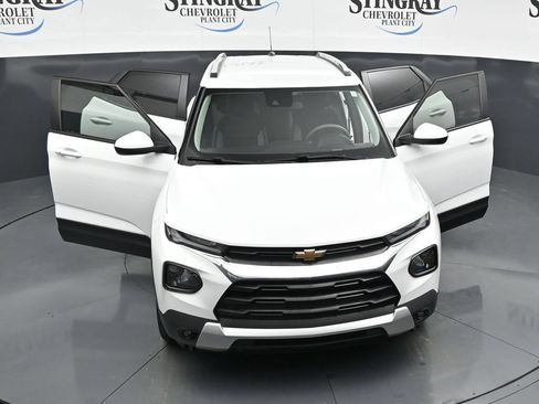 Used 2023 Chevrolet TrailBlazer LT FWD image 34