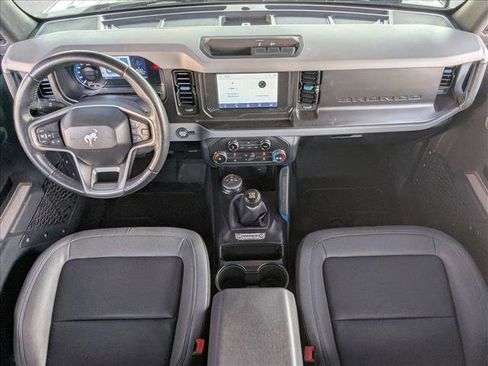 Used 2021 Ford Bronco Black Diamond AWD/4WD image 16