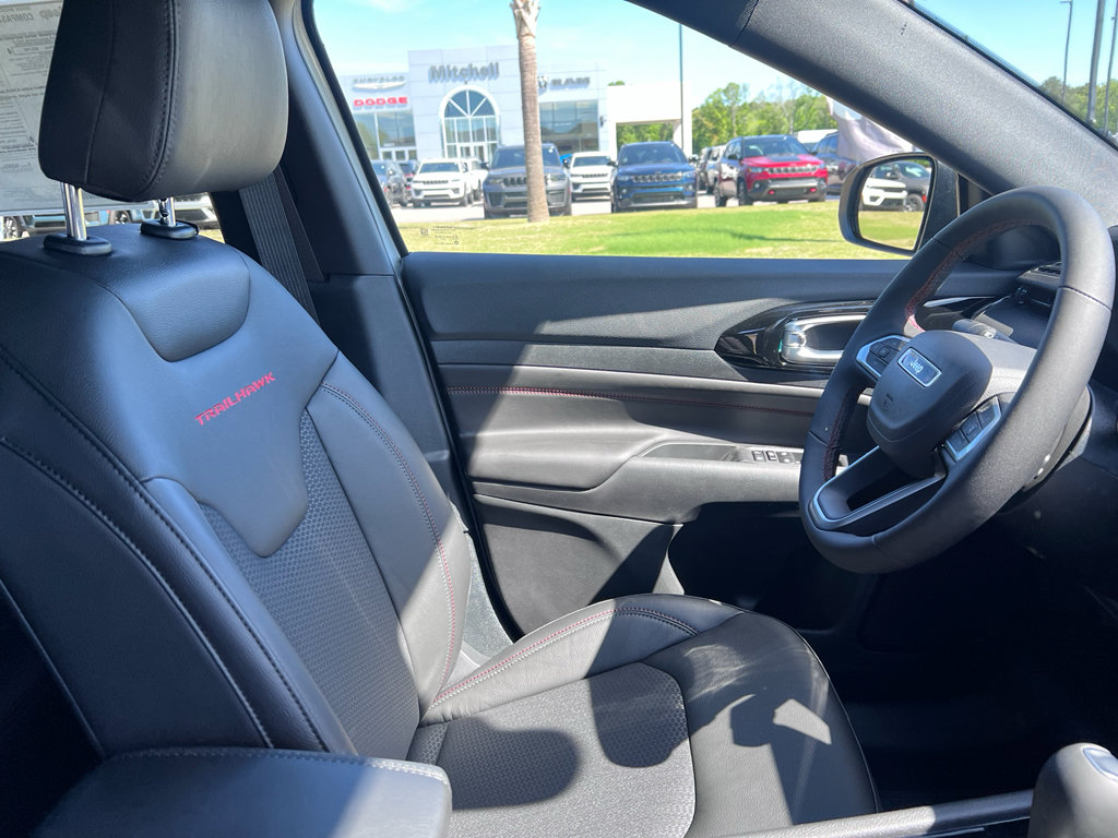 New 2026 Jeep Compass Trailhawk AWD/4WD image 15