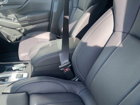 New 2025 Subaru Ascent Limited image 19