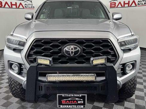 Used 2021 Toyota Tacoma TRD Off-Road AWD/4WD image 10