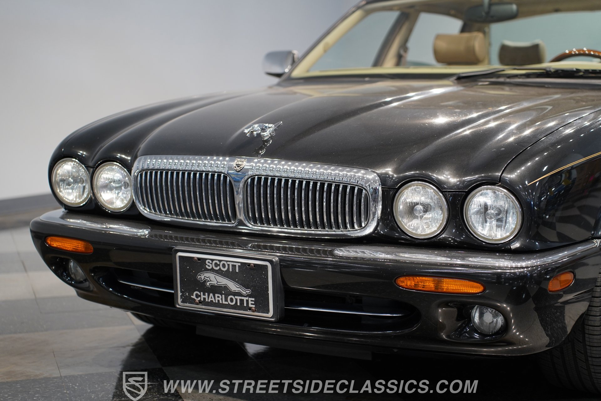 Used 1998 Jaguar XJ8 L RWD image 20