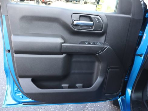 Used 2023 Chevrolet Silverado 1500 Custom Trail Boss AWD/4WD image 12