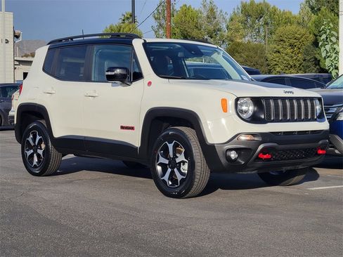 Used 2022 Jeep Renegade Trailhawk w/ Sun/Sound Group image 37