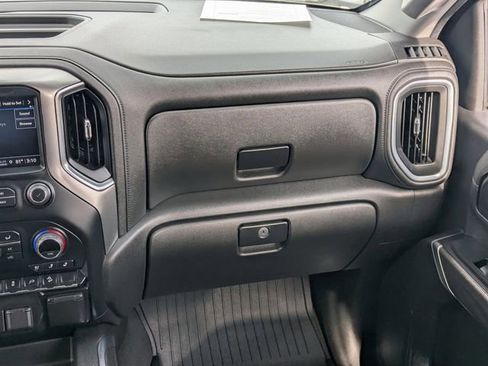 Used 2022 Chevrolet Silverado 2500 LTZ w/ LTZ Convenience Package image 17