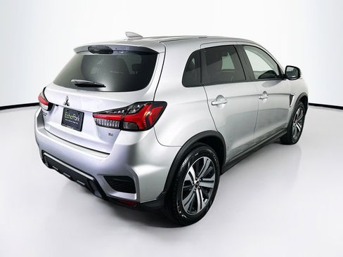 Used 2025 Mitsubishi Outlander Sport SE image 9