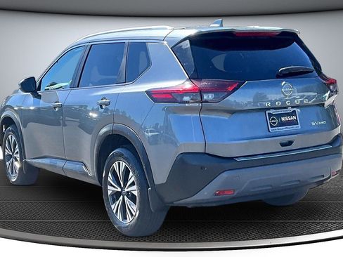 Used 2023 Nissan Rogue SV w/ SV Premium Package AWD/4WD image 4