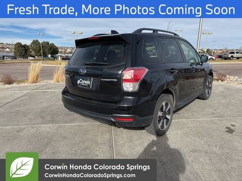 Used 2018 Subaru Forester 2.5i Premium w/ All-Weather Package image 7