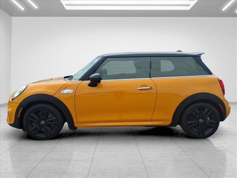 Used 2017 MINI Cooper S FWD image 6