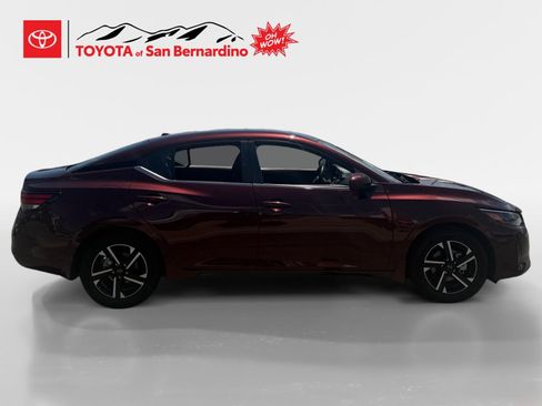 Used 2025 Nissan Sentra SV FWD image 6
