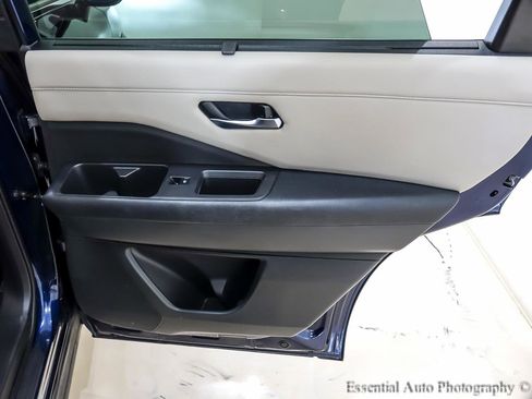 Used 2023 Nissan Pathfinder SL w/ SL Premium Package AWD/4WD image 33