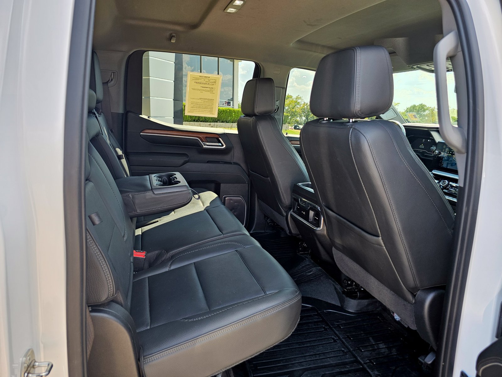 Used 2023 GMC Sierra 1500 Denali AWD/4WD image 36