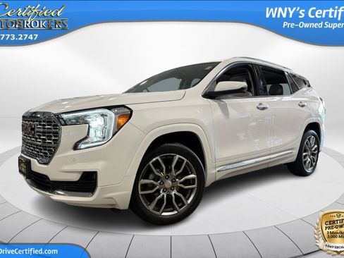Used 2022 GMC Terrain Denali AWD/4WD image 1