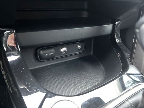 Used 2024 Kia Seltos S image 35