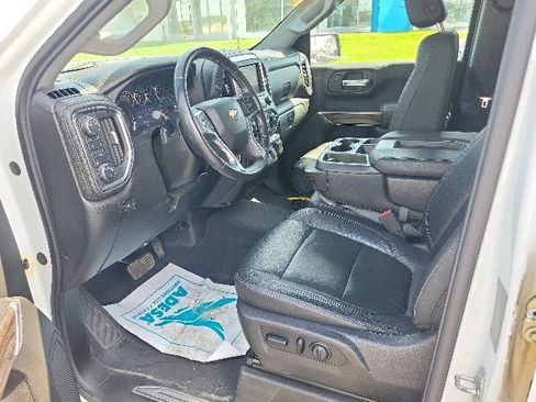 Used 2019 Chevrolet Silverado 1500 LT w/ True North Edition AWD/4WD image 5