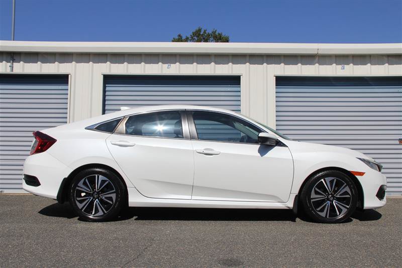 Used 2017 Honda Civic EX-L image 8