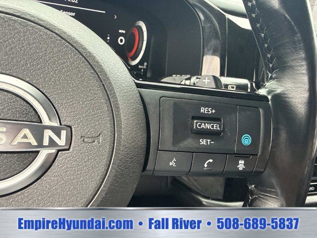 Used 2022 Nissan Pathfinder Platinum w/ Lighting Package (N92) AWD/4WD image 26