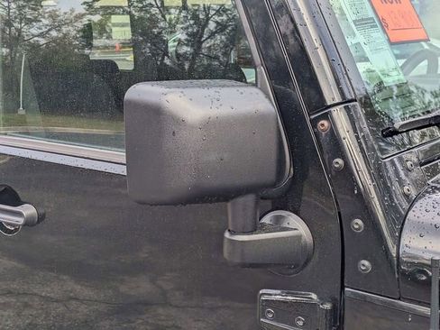 Used 2012 Jeep Wrangler Unlimited Sport AWD/4WD image 11