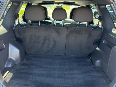 Used 2011 Ford Escape XLT w/ 201A Rapid Spec Order Code AWD/4WD image 15