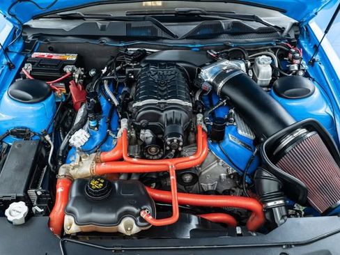 Used 2011 Ford Mustang Shelby GT500 w/ SVT Performance Pkg RWD image 33