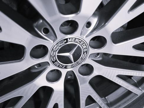 Certified 2026 Mercedes-Benz CLA 250 4MATIC image 9