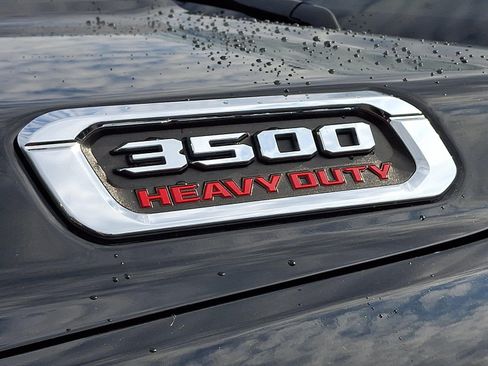 Used 2024 RAM 3500 Big Horn w/ Towing Technology Group AWD/4WD image 30