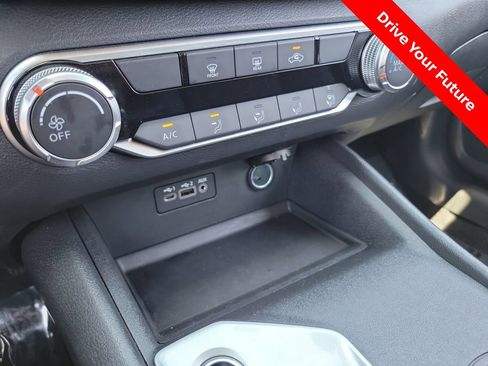 Certified 2025 Nissan Altima 2.5 S FWD image 12